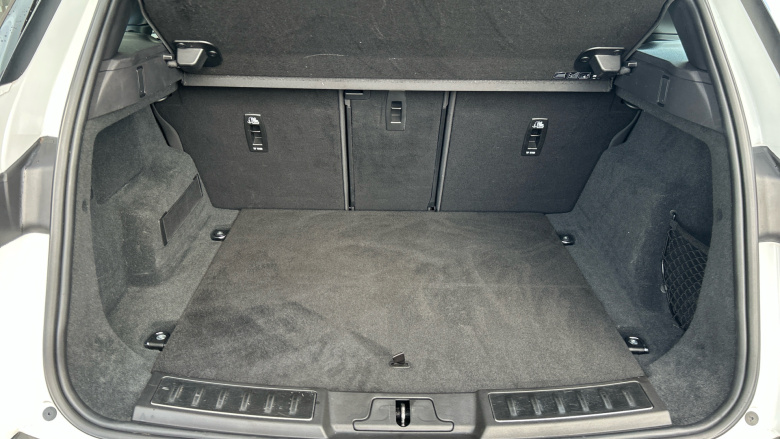 Land Rover Range Rover Evoque 2.0 D200 R-Dynamic S 5dr Auto Diesel Hatchback